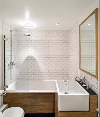 卫生间装修是用整体卫生间好还是做传统贴砖的好